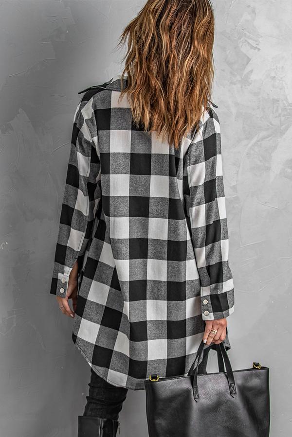 Classic Vintage Shirt with a Flattering Fit