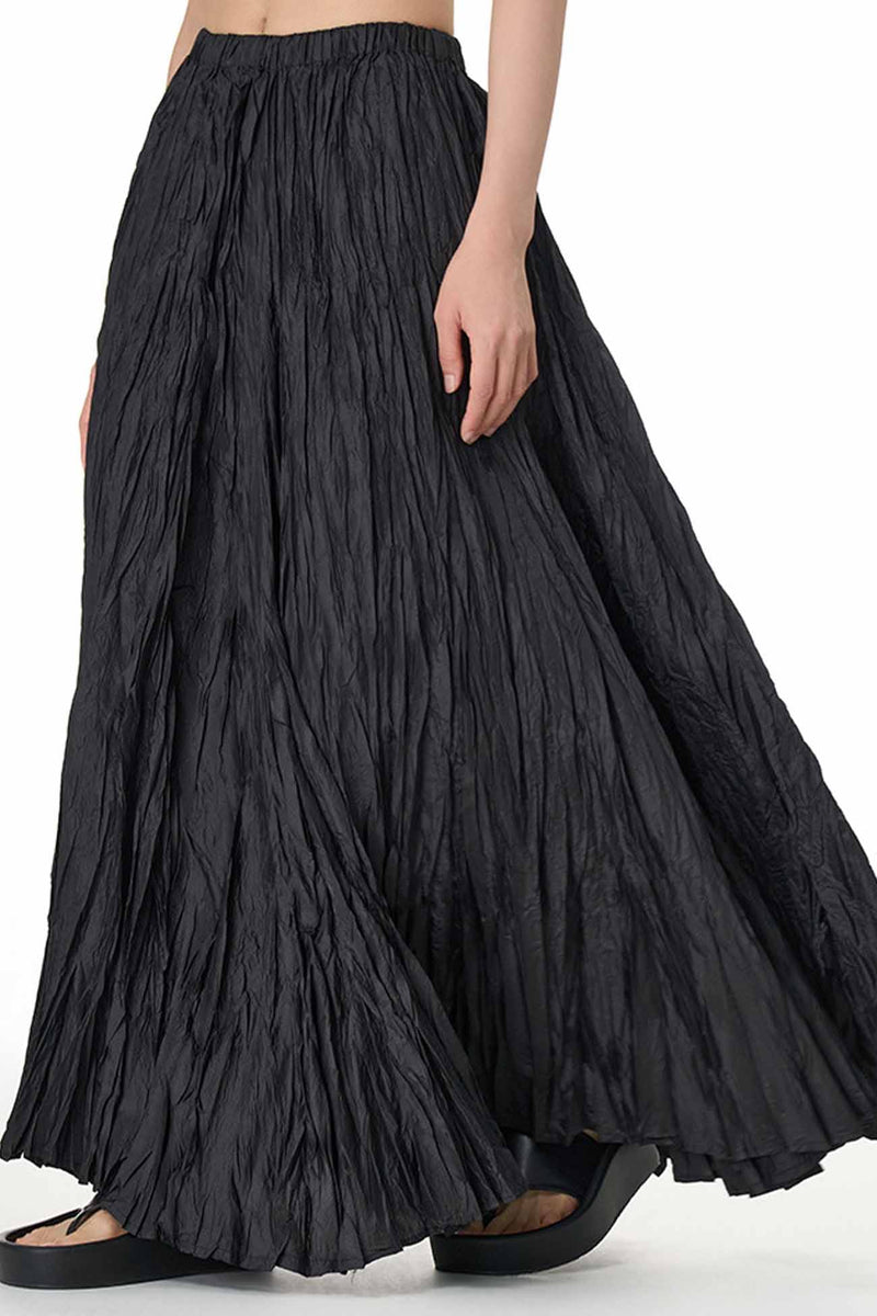 Gracefully Styled Garment for Any Occasion