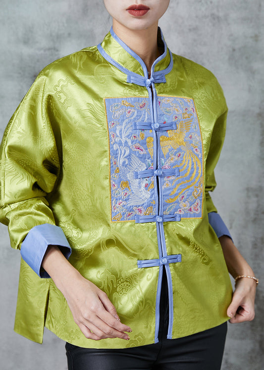 Effortlessly Elegant Coat with a Timeless Design