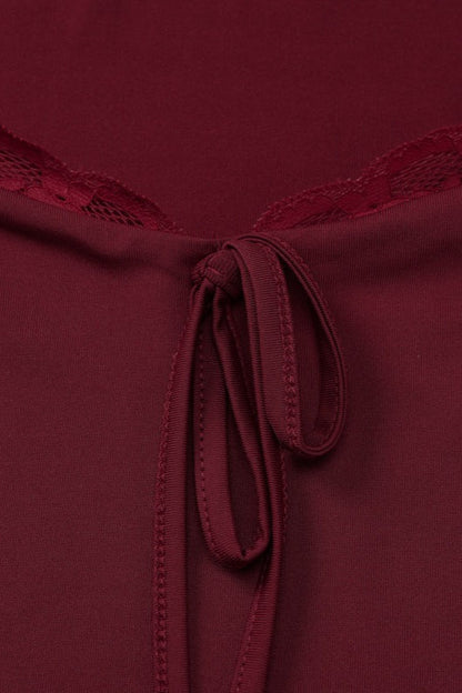 Effortlessly Elegant Top with a Timeless Design