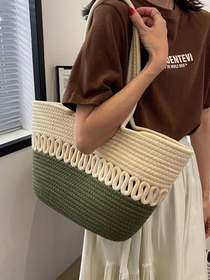 Effortlessly Elegant Bag with a Timeless Design