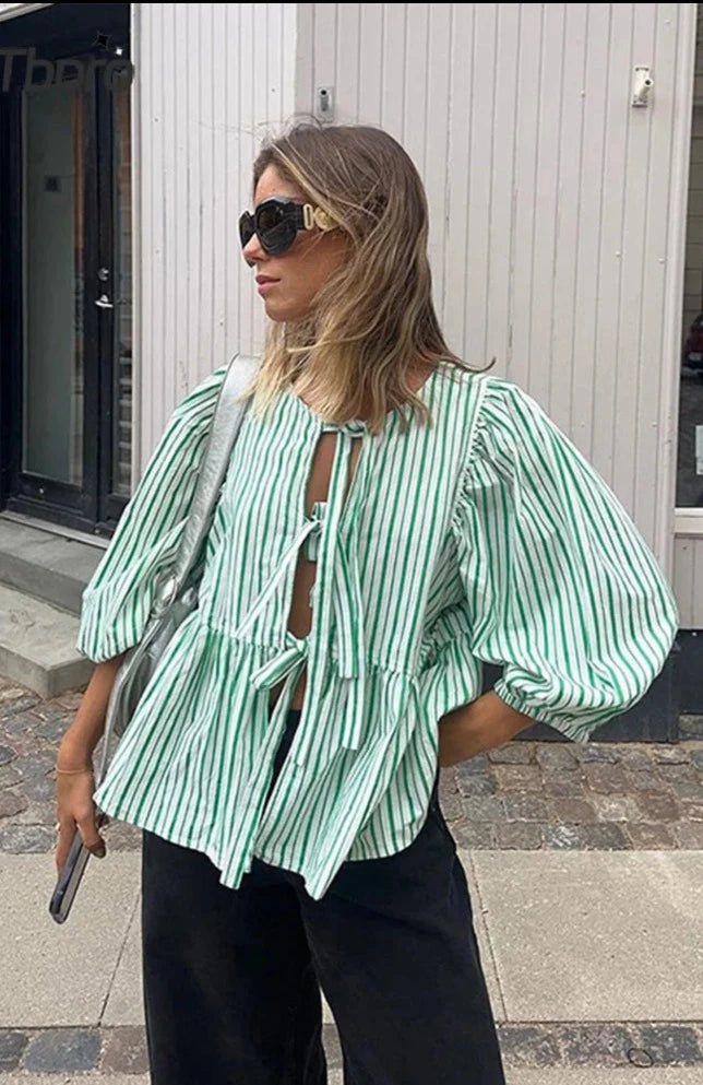 Effortlessly Elegant Shirt with a Timeless Design