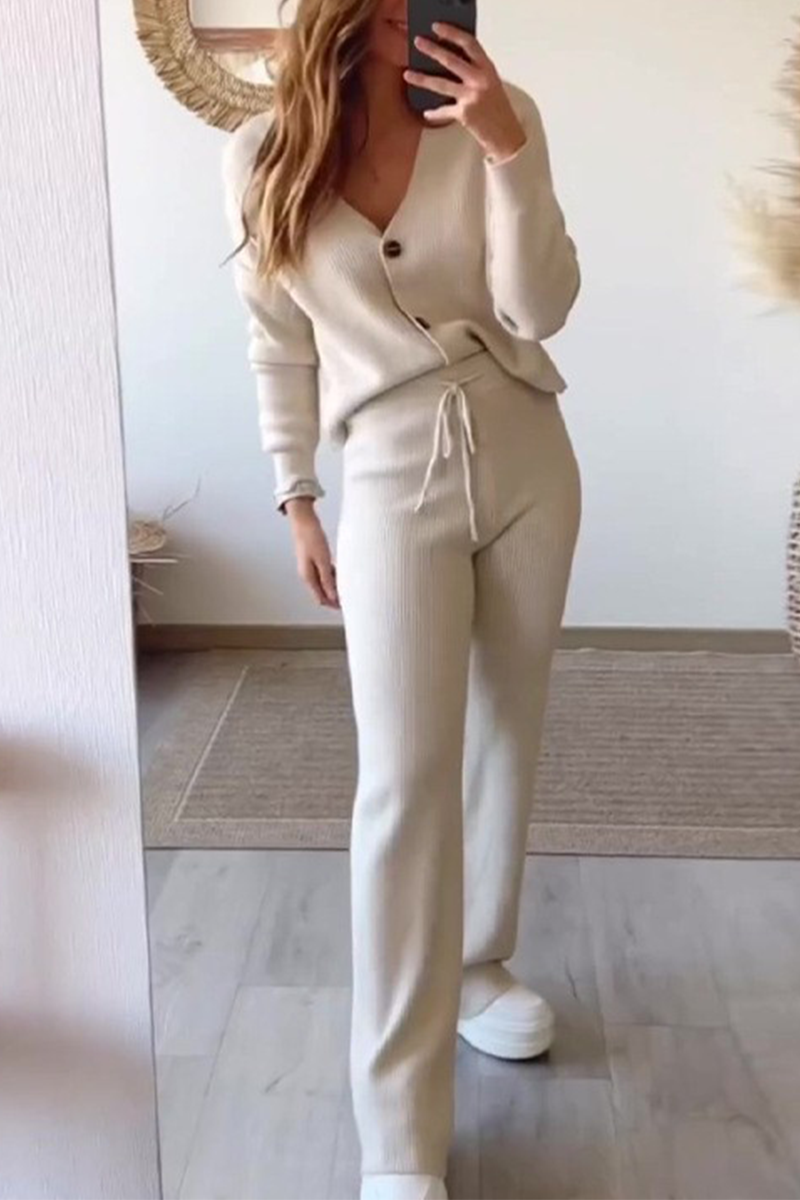 Sophisticated Garment with a Clean Classic Look