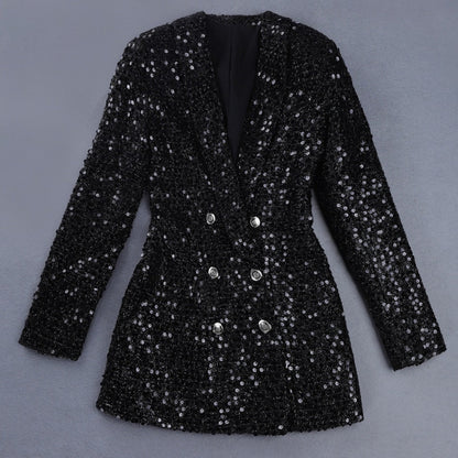 Sophisticated Garment with a Clean Classic Look