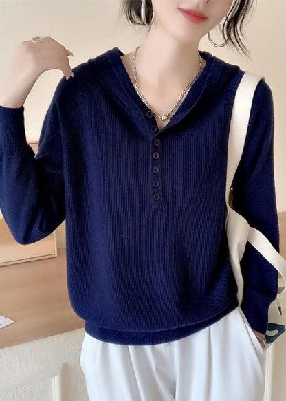 Well Tailored Sweater with a Graceful Silhouette