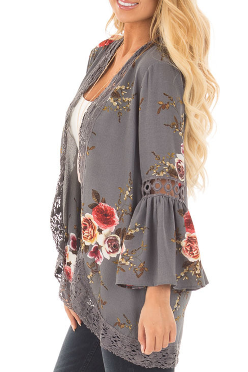 Well Tailored Top with a Graceful Silhouette