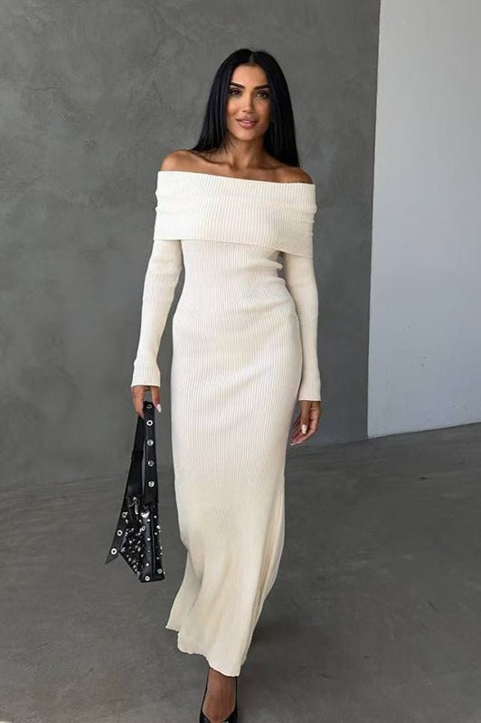 Classic Vintage Sweater with a Flattering Fit