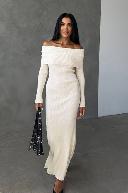 Classic Vintage Sweater with a Flattering Fit