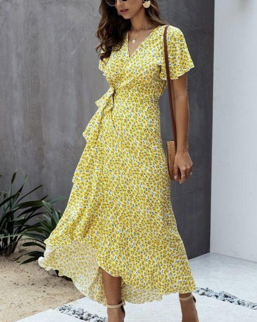 Gracefully Styled Dress for Any Occasion