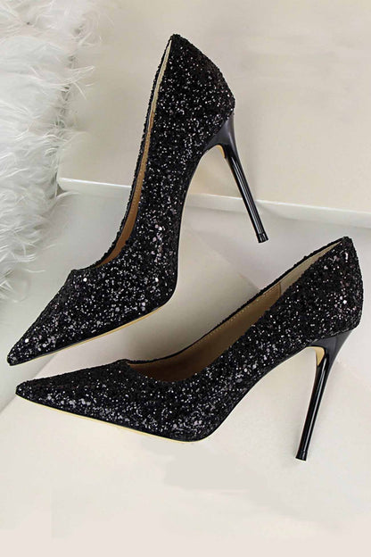 Classic Vintage Heels with a Flattering Fit