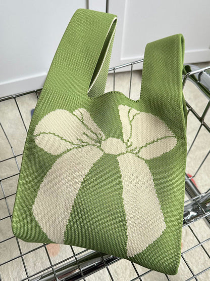 Elegantly Styled Bag for Everyday Wear