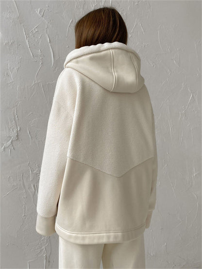 Effortlessly Elegant Cardigan with a Timeless Design