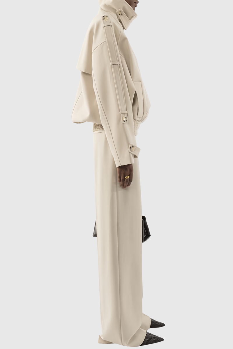 Elegantly Styled Jacket for Everyday Wear