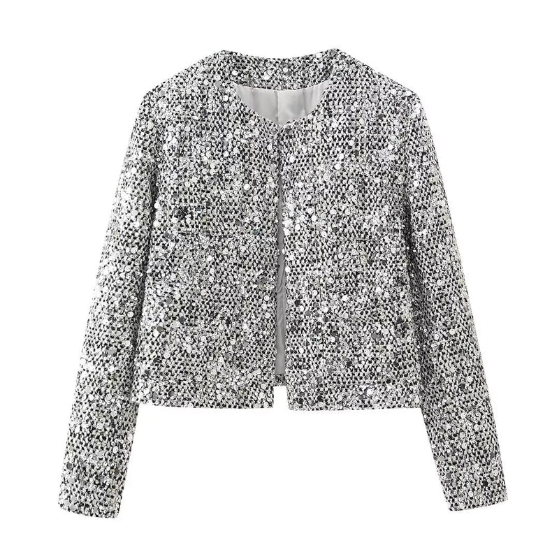 Well Tailored Garment with a Graceful Silhouette