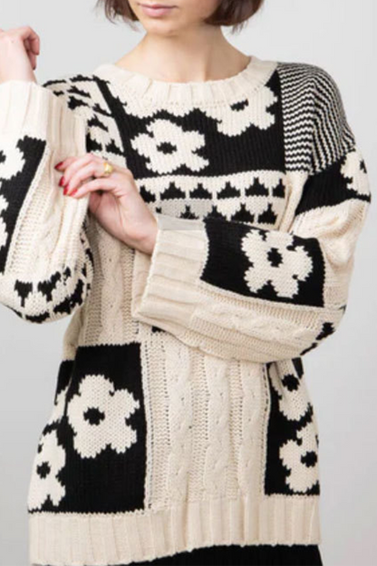 Effortlessly Elegant Sweater with a Timeless Design