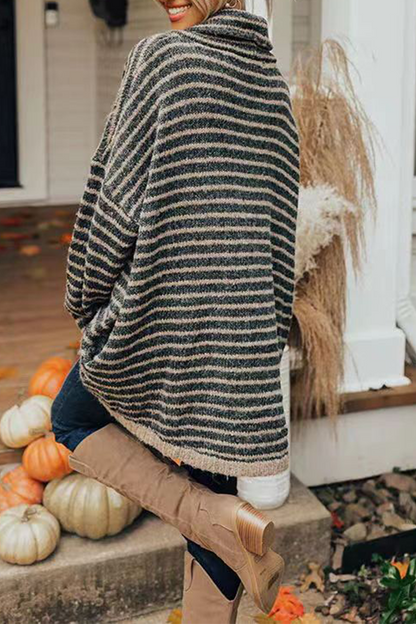 Effortlessly Elegant Sweater with a Timeless Design