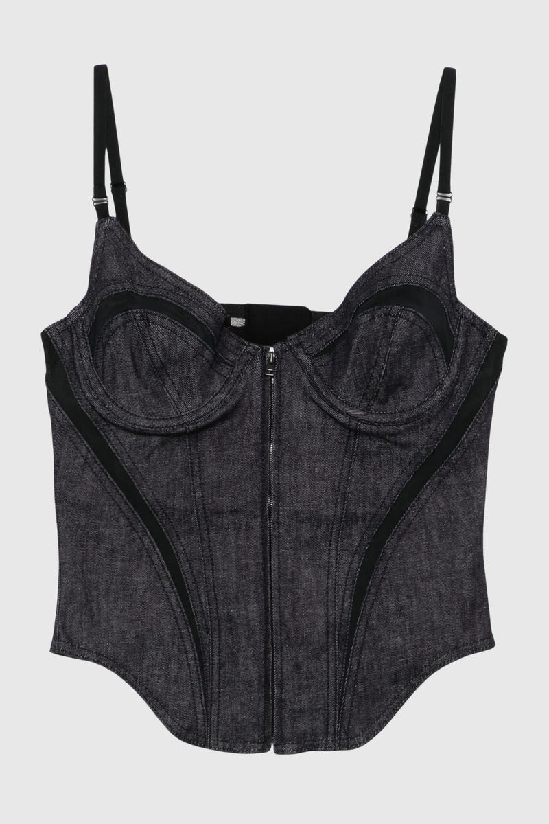 Beautifully Finished Garment in a Timeless Design