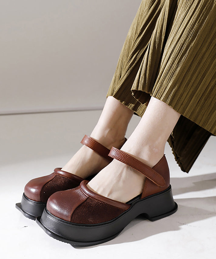 Classic Vintage Shoes with a Flattering Fit