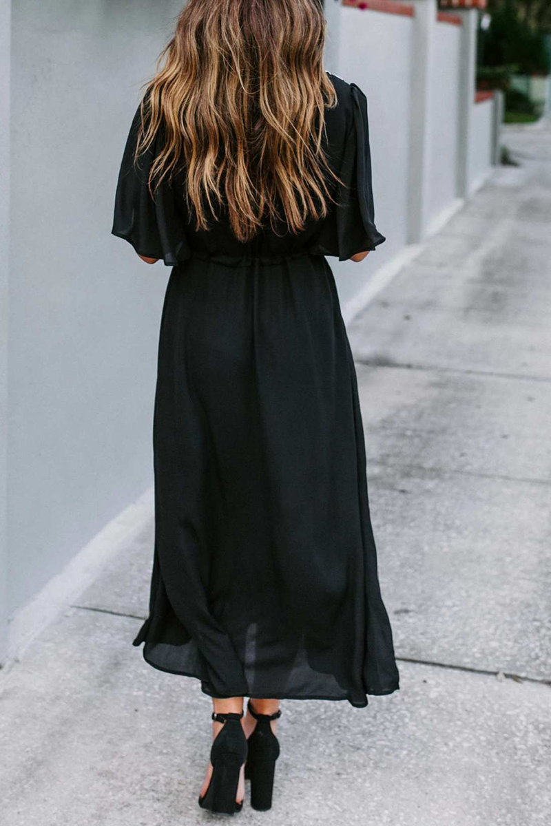 Well Tailored Dress with a Graceful Silhouette