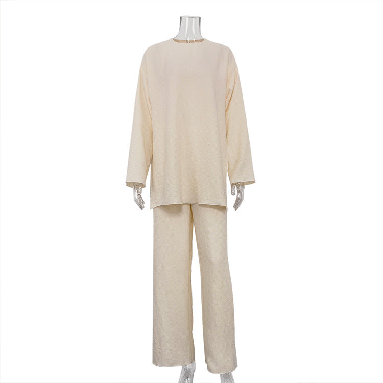 Elegantly Styled Trousers for Everyday Wear