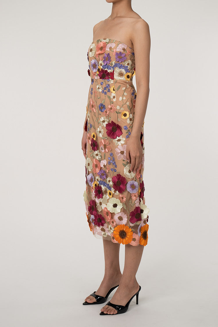 Classic Vintage & Enduringly Stylish Dress