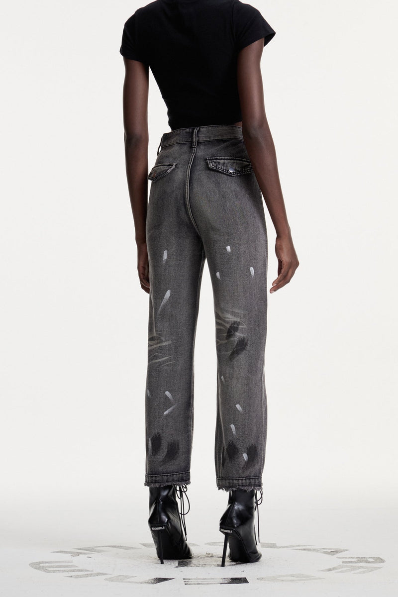 Sophisticated Garment with a Clean Classic Look