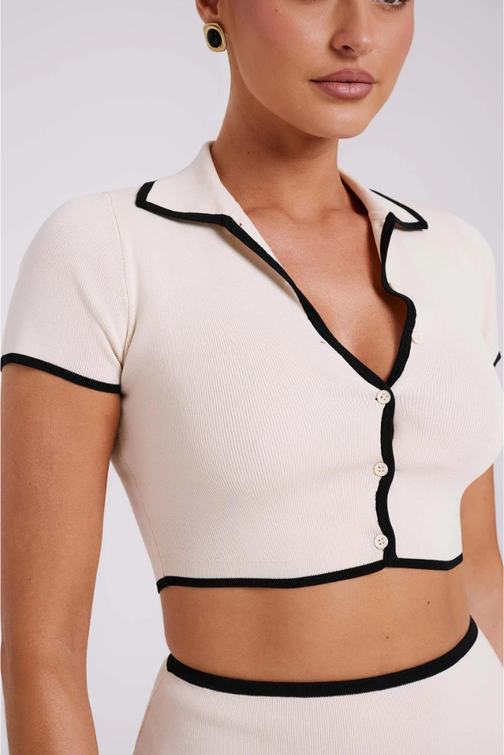 Beautifully Finished Garment in a Timeless Design
