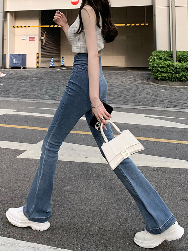 Classic Vintage Pants with a Flattering Fit