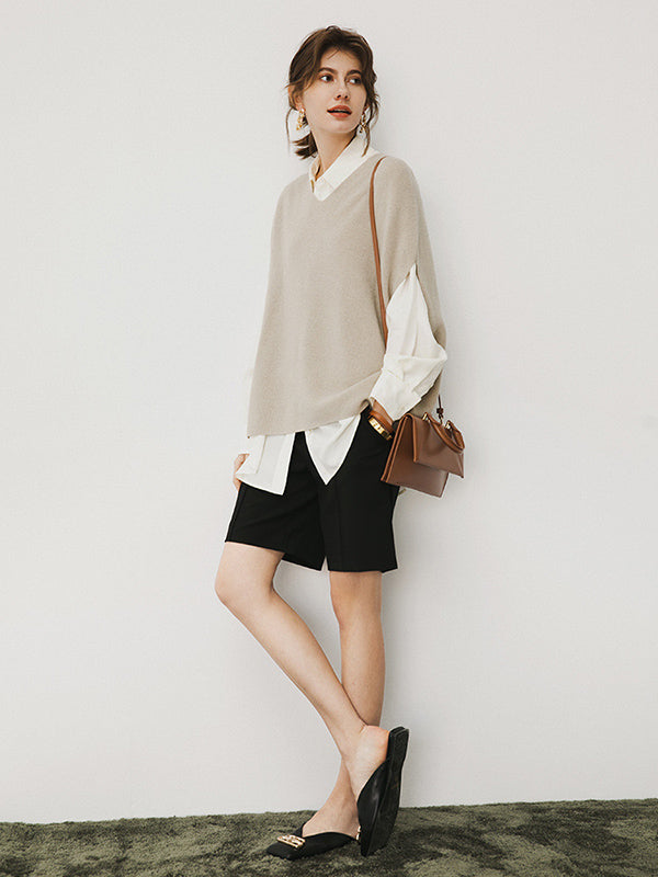Well Tailored Top with a Graceful Silhouette