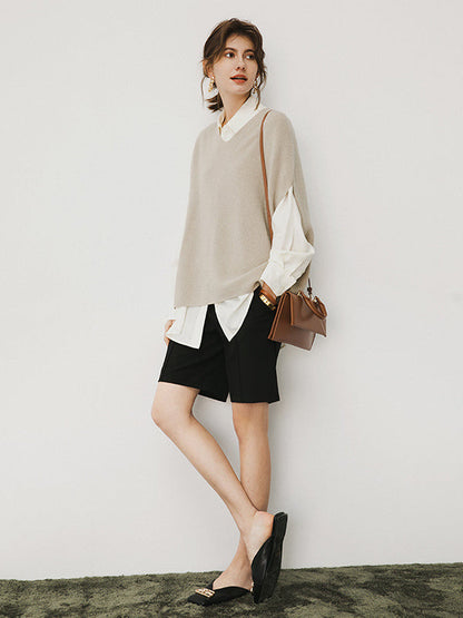 Well Tailored Top with a Graceful Silhouette