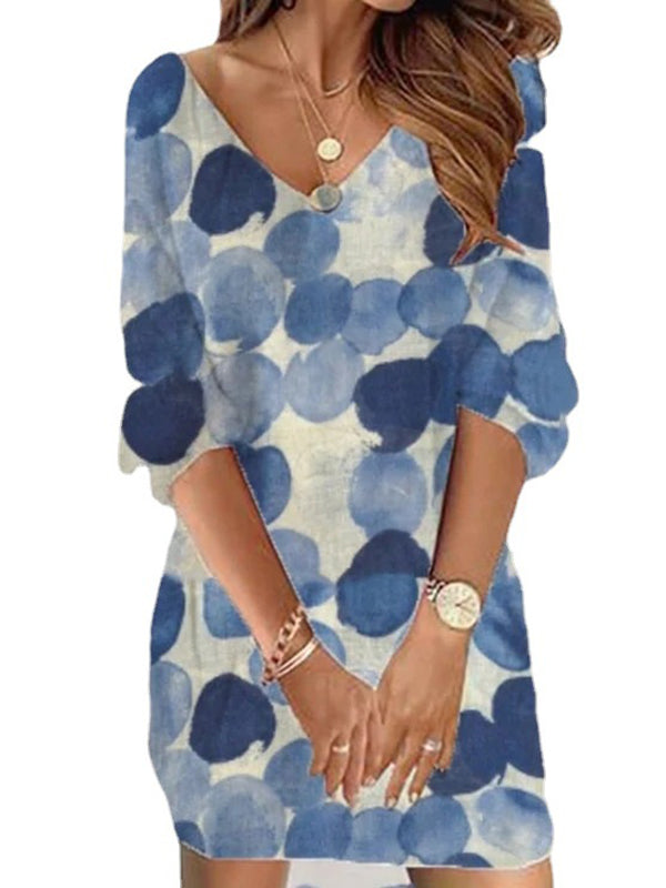 Classic Vintage Dress with a Flattering Fit
