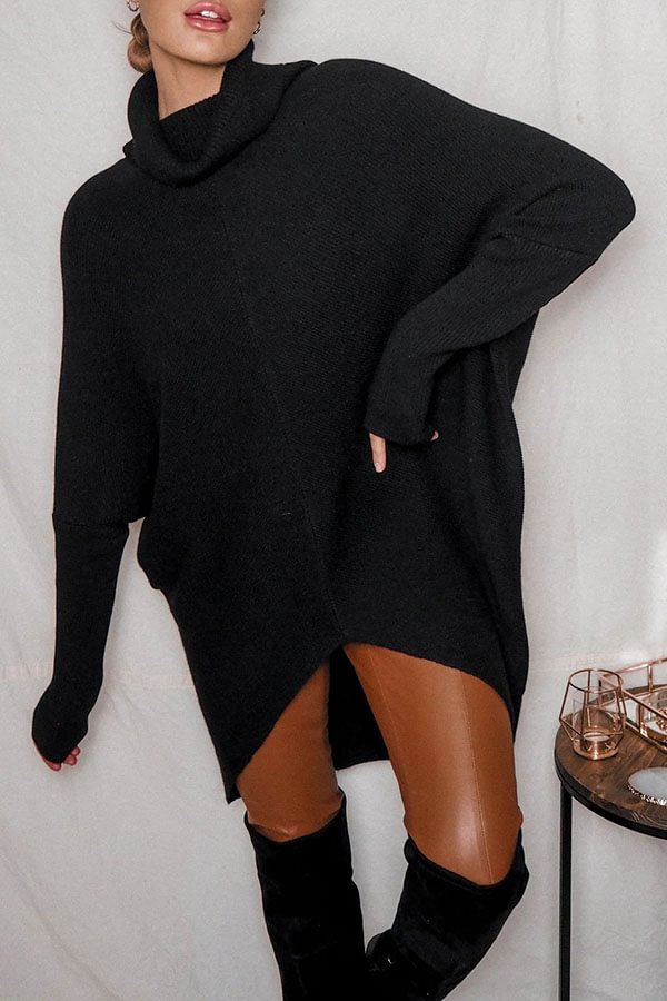 Well Tailored Sweater with a Graceful Silhouette
