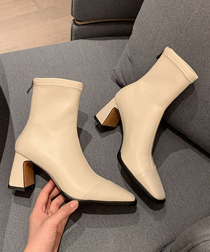 Beautifully Finished Boots in a Timeless Design