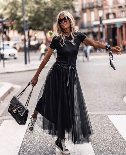 Effortlessly Elegant Garment with a Timeless Design