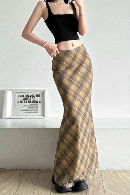Sophisticated Garment with a Clean Classic Look