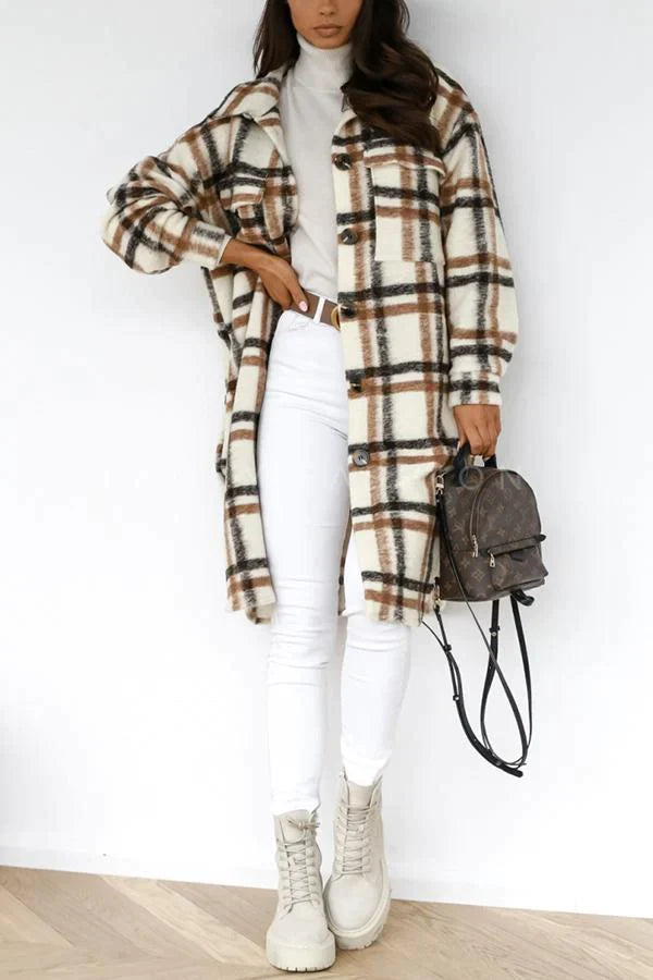Elegantly Styled Coat for Everyday Wear