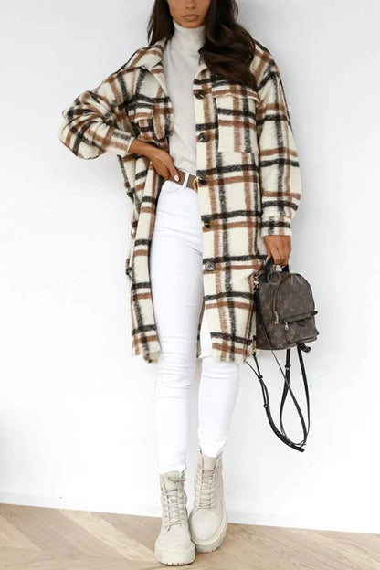 Elegantly Styled Coat for Everyday Wear