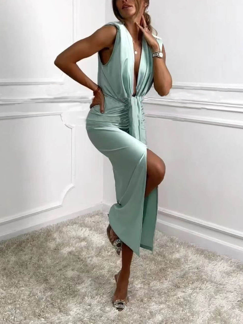 Polished Dress with an Effortless Classic Look