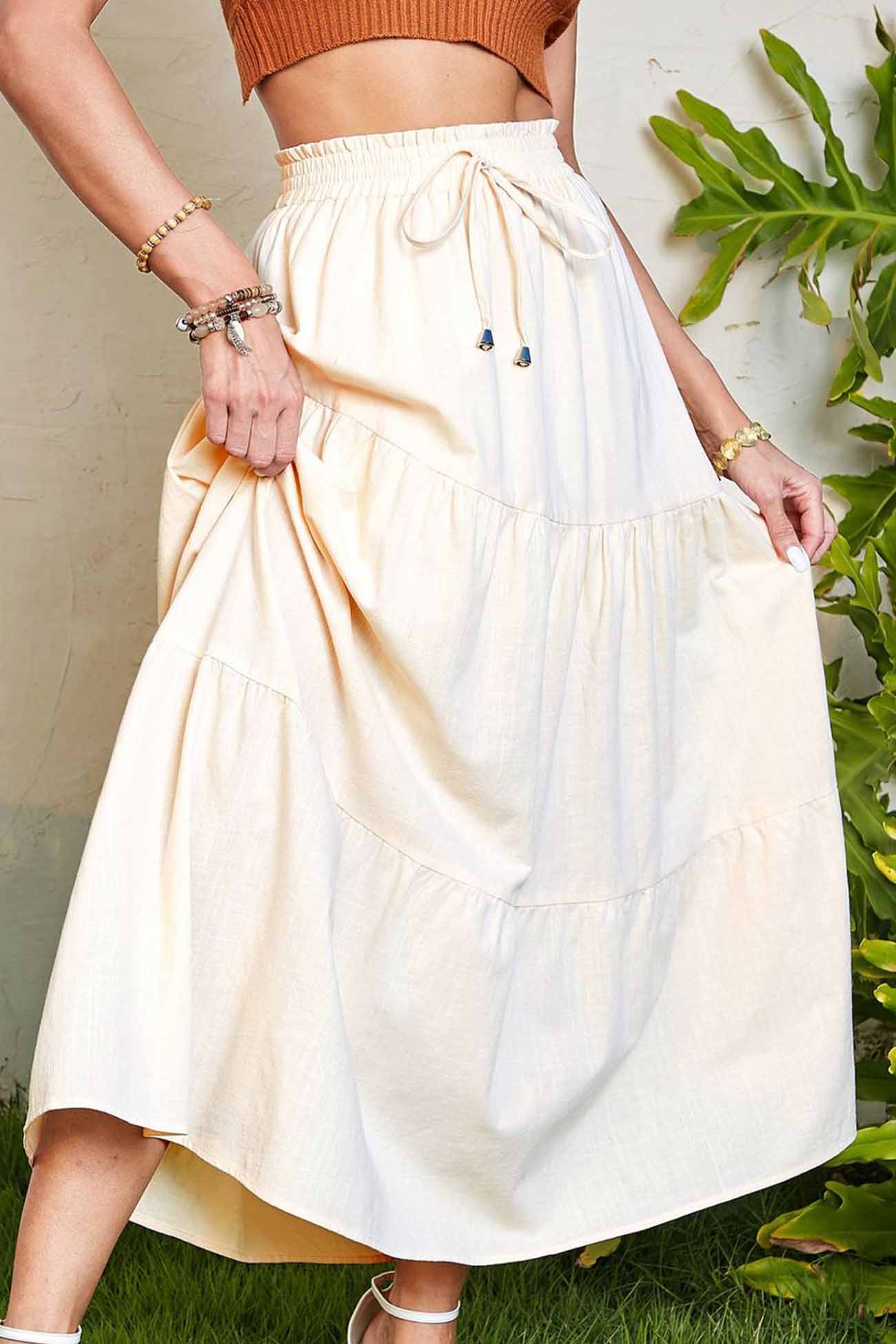 Gracefully Styled Garment for Any Occasion