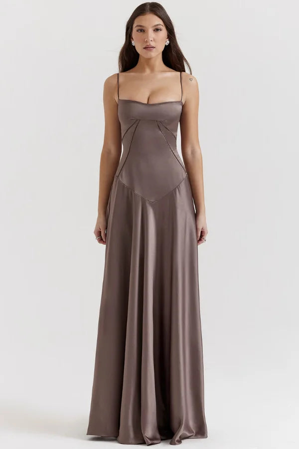 Beautifully Finished Garment in a Timeless Design