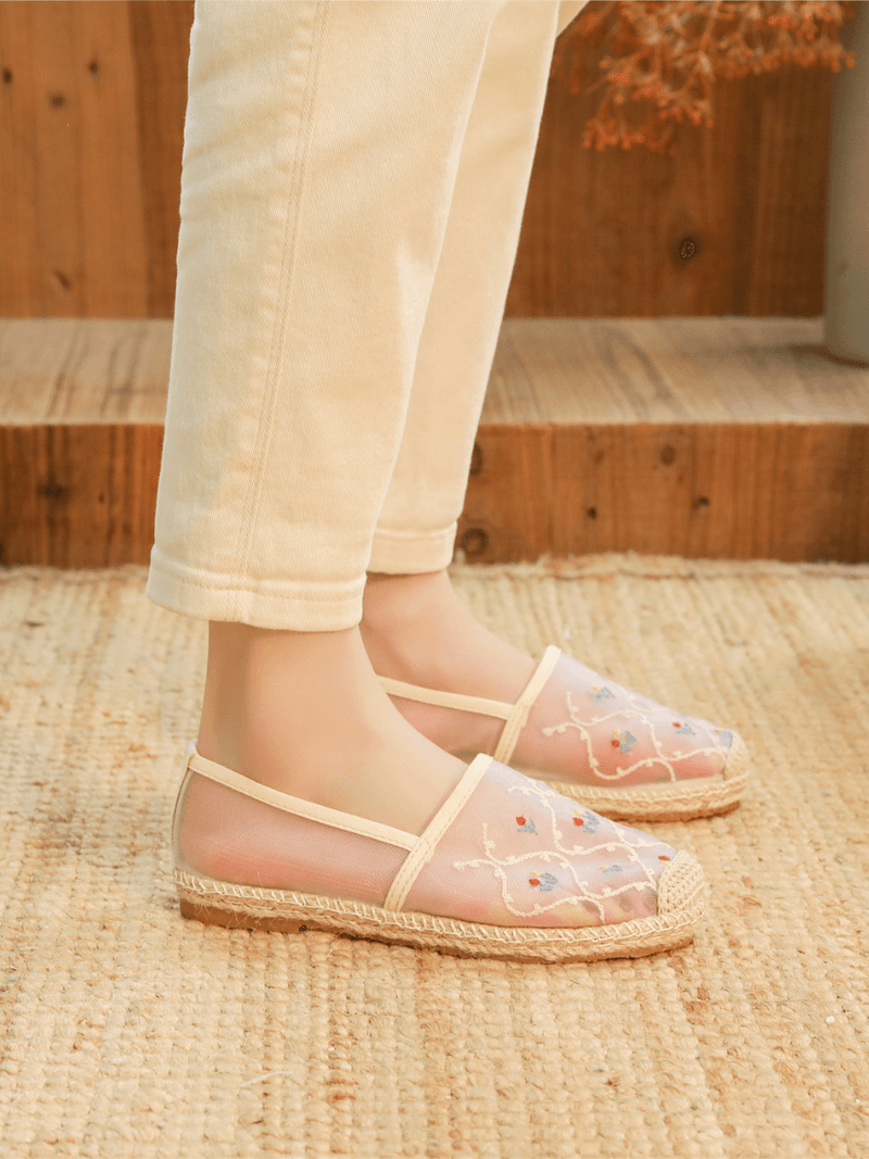 Classic Vintage Garment with a Flattering Fit