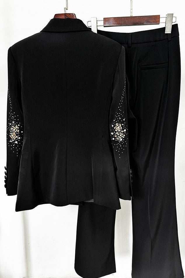 Classic Vintage Garment with a Flattering Fit