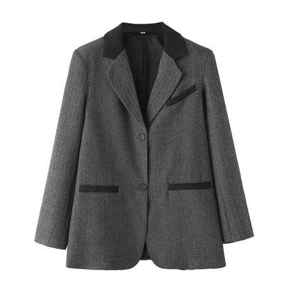 Classic Vintage Garment with a Flattering Fit