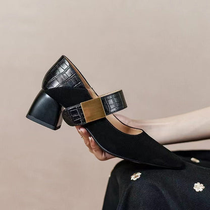 Effortlessly Elegant Shoes with a Timeless Design