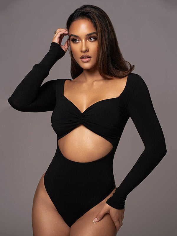 Gracefully Styled Garment for Any Occasion
