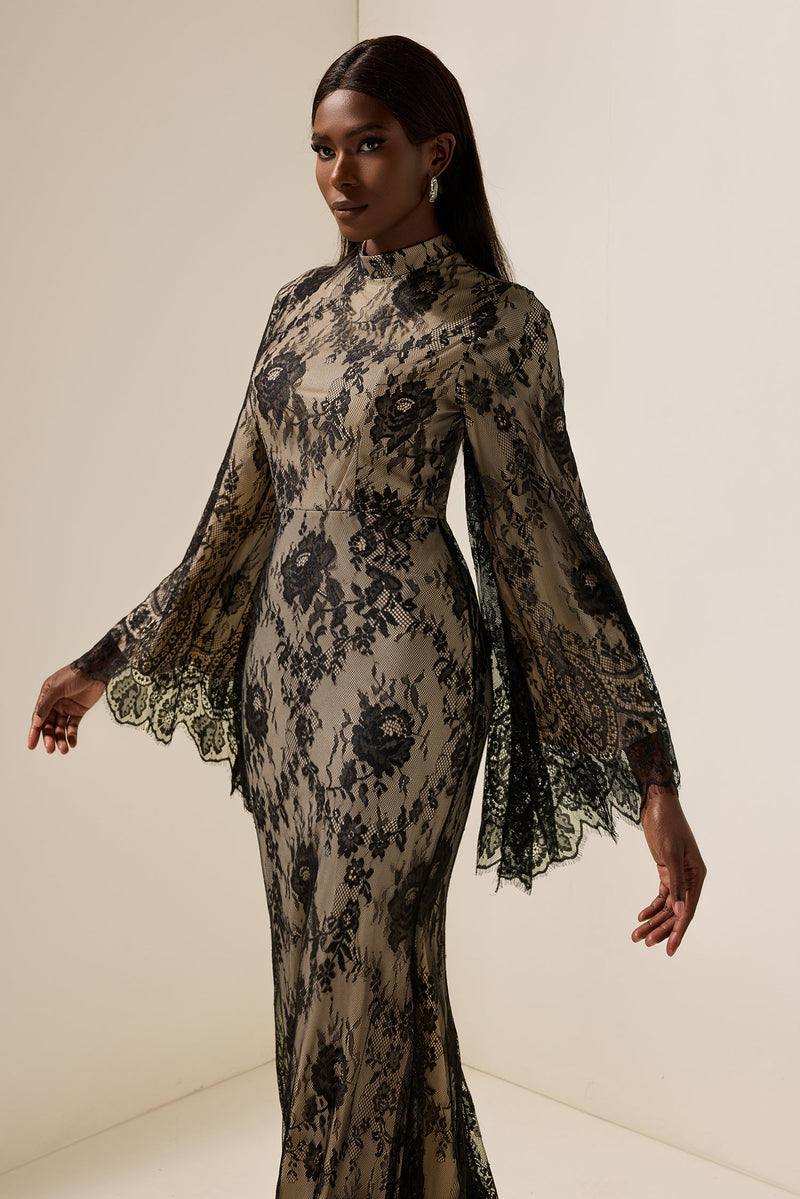 Classic Vintage Dress with a Flattering Fit