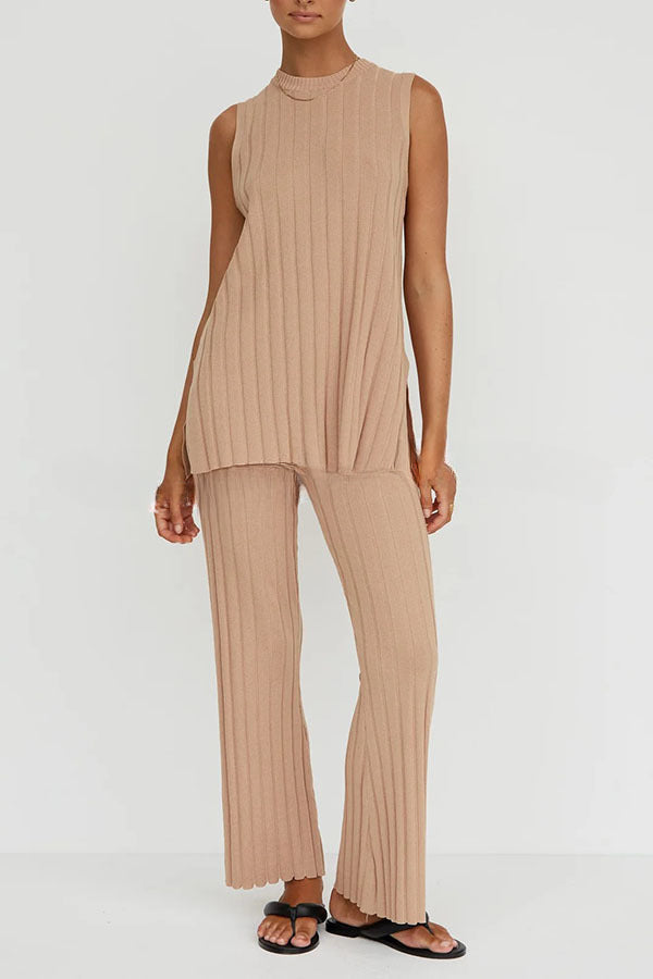 Classic Vintage Pants with a Flattering Fit