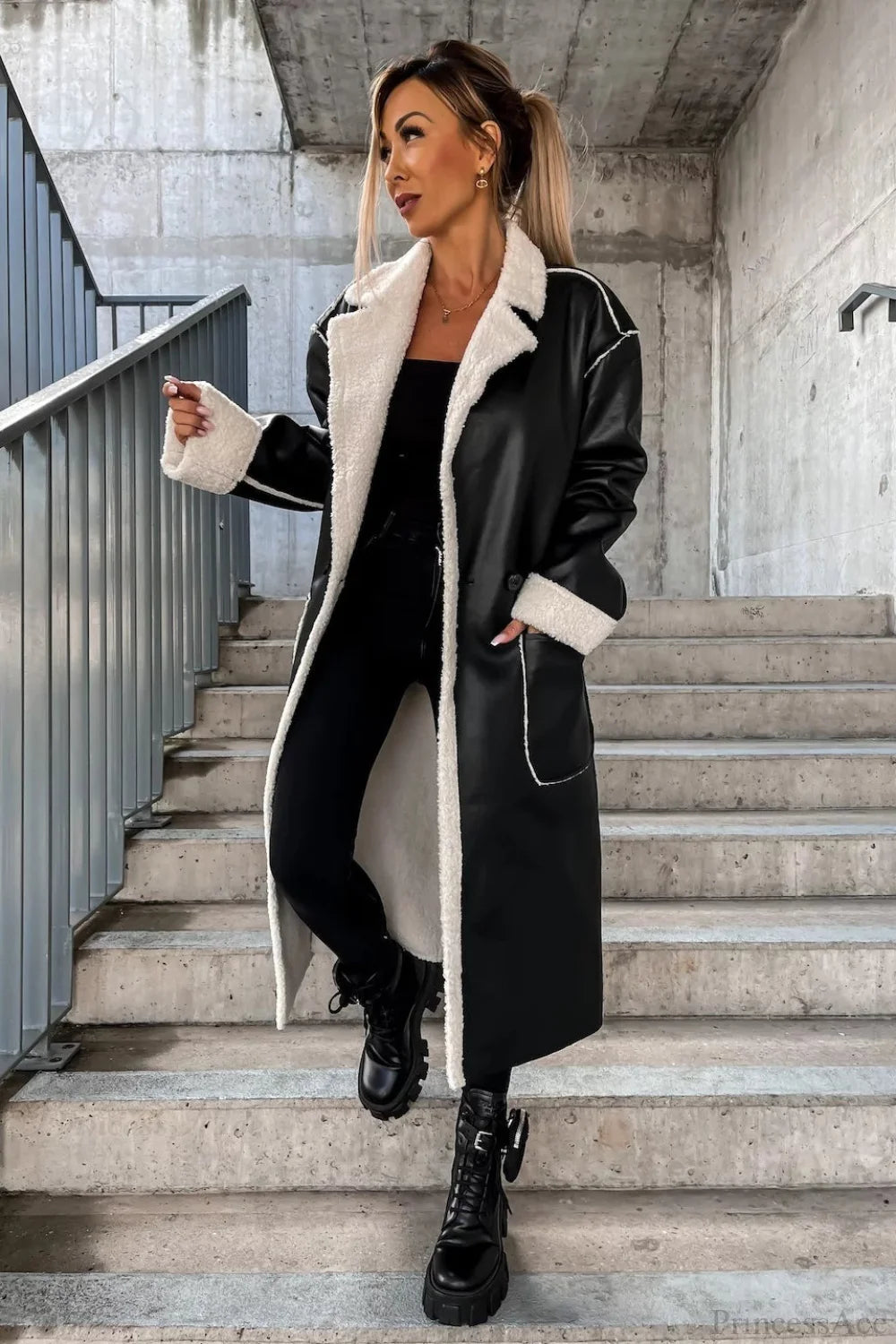 Sophisticated Coat with a Clean Classic Look