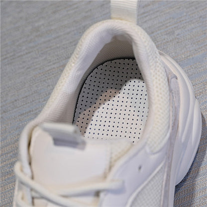 Well Tailored Sneakers with a Graceful Silhouette