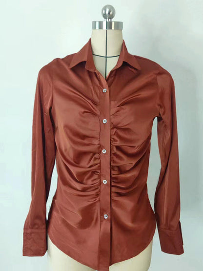Beautifully Finished Blouse in a Timeless Design